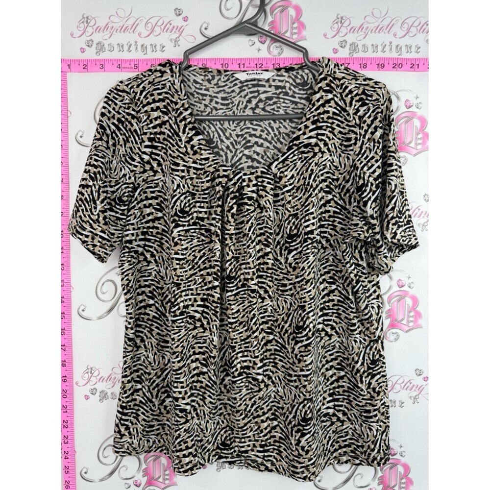 Tan jay T-shirt tee swirl style Black and Beige Patterned Short Sleeve Top